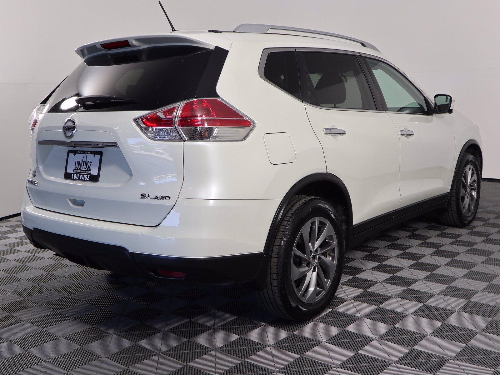 Pre Owned 2015 Nissan Rogue SL AWD Sport Utility